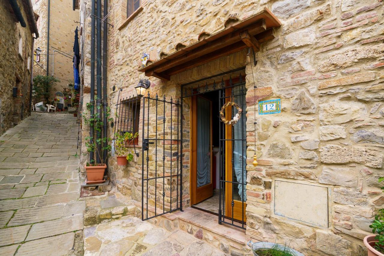 La Casetta Nel Borgo Castelnuovo di Val di Cecina Bagian luar foto