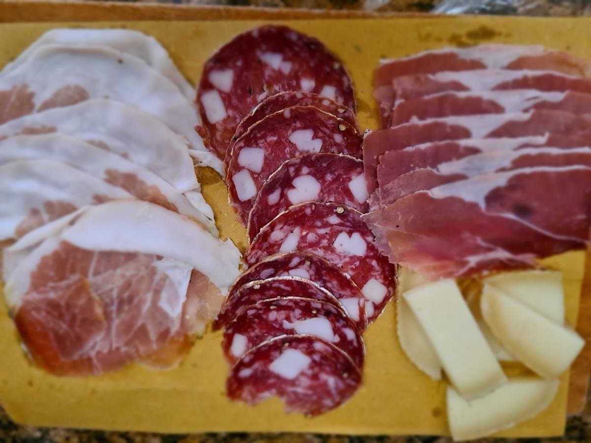 La Casetta Nel Borgo Castelnuovo di Val di Cecina Bagian luar foto